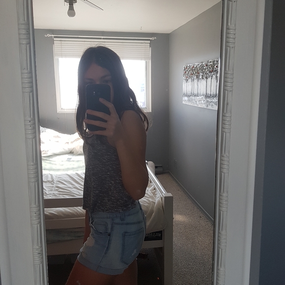 shirt - Picture 3 of 4